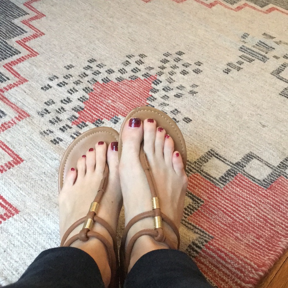Steve Madden Thong Sandals - Size 7.5